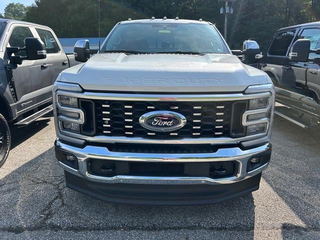 2025 Ford Super Duty F-350 DRW LARIAT