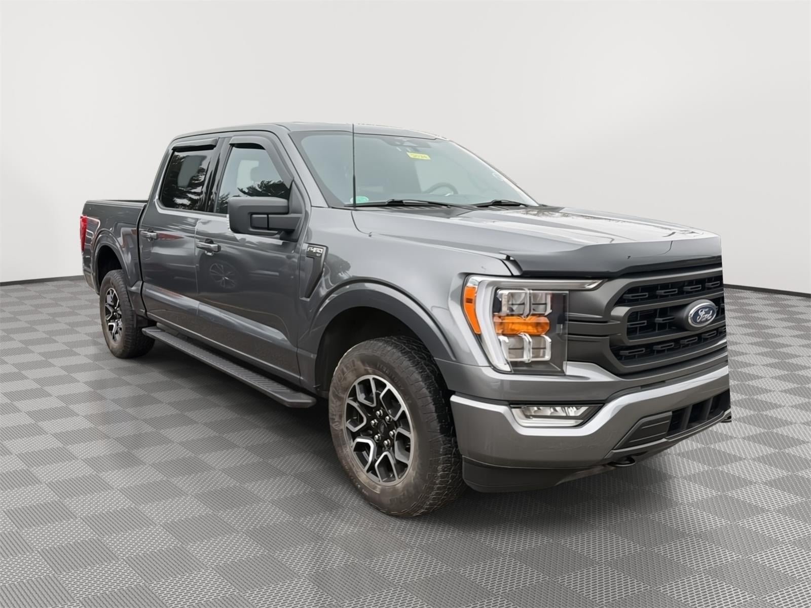 2023 Ford F150 SUPER Base