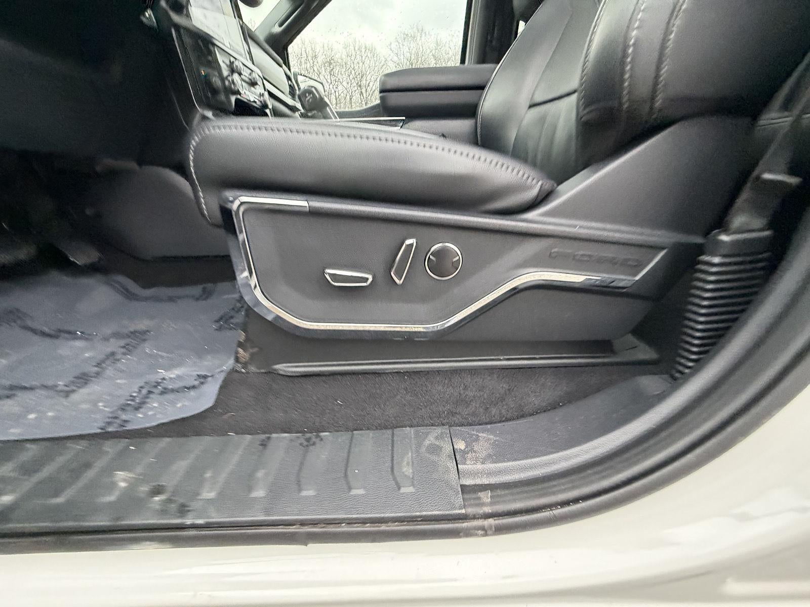 2023 Ford F150 SUPER Base