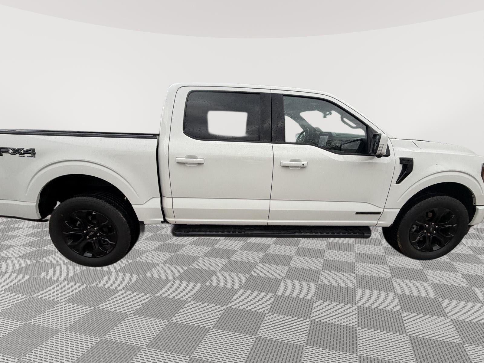 2023 Ford F150 SUPER Base