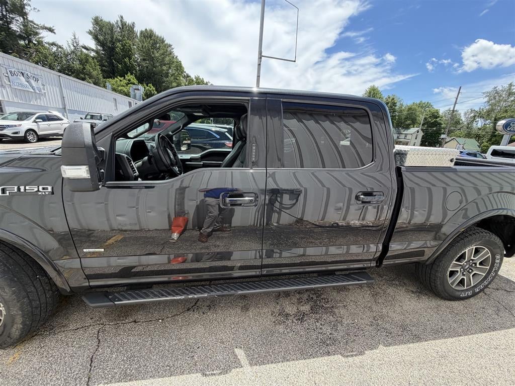 2015 Ford F-150 Base