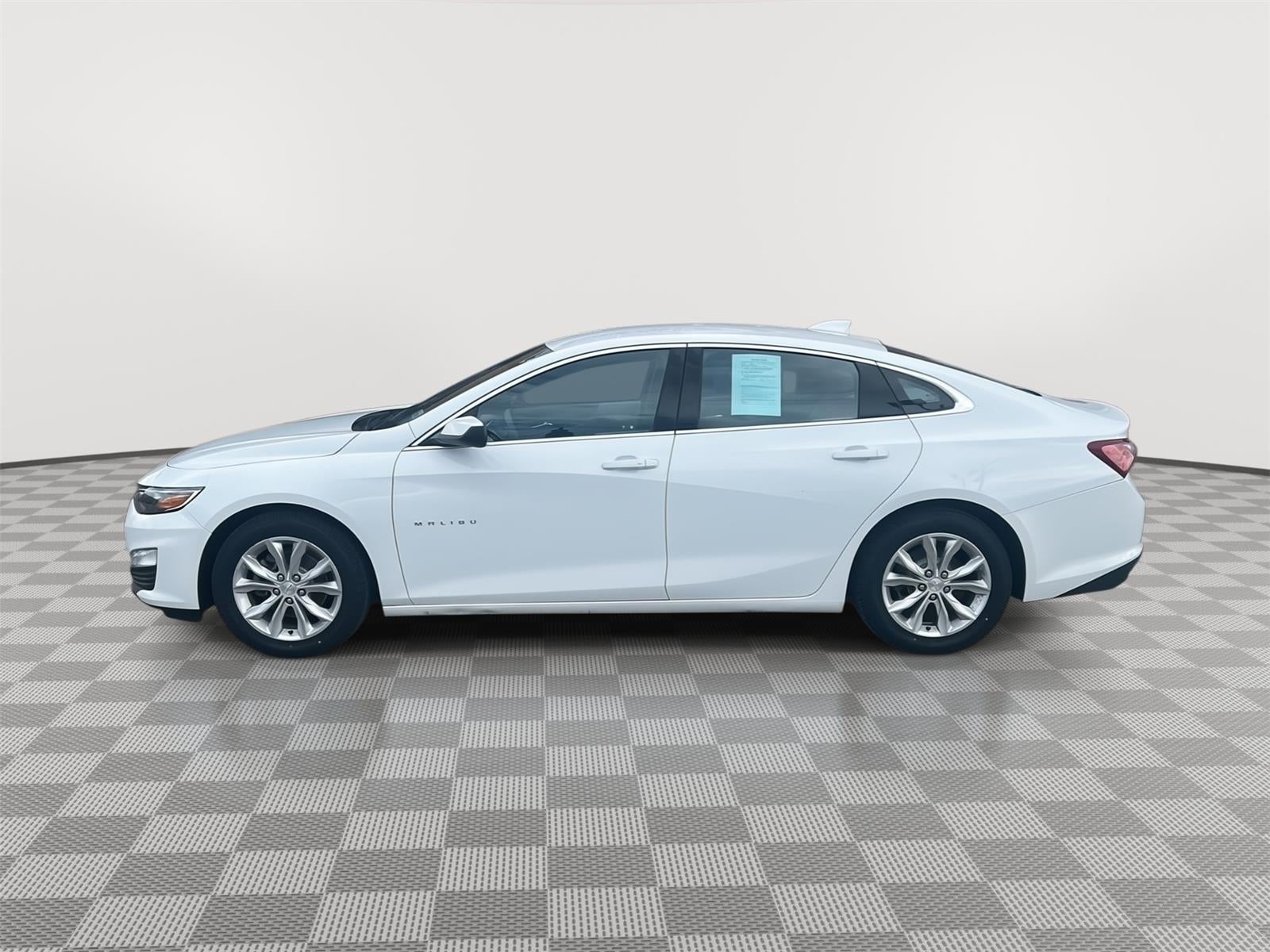 Used 2021 Chevrolet Malibu LT with VIN 1G1ZD5ST0MF069573 for sale in Meadville, PA