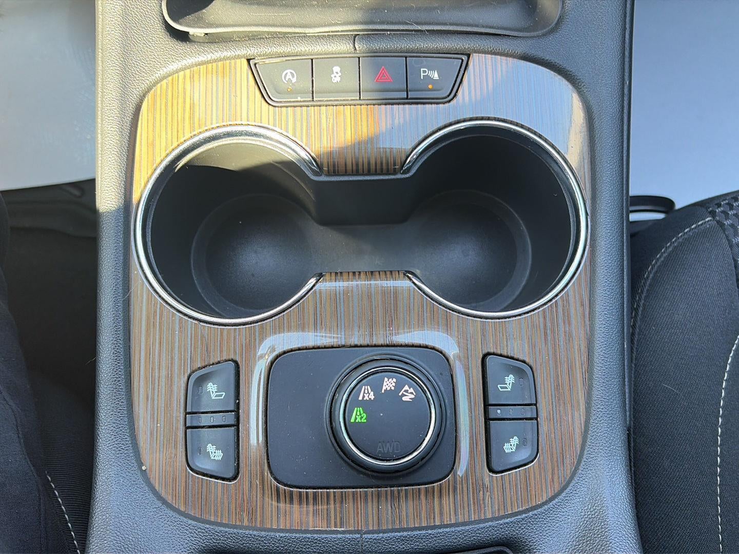 2020 GMC Acadia SLE - Photo 32