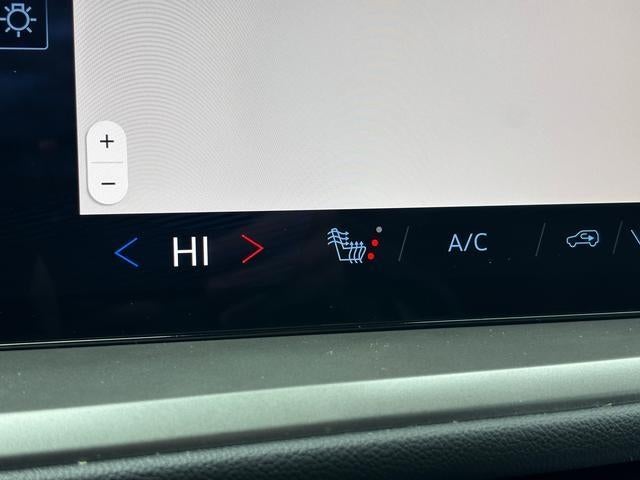 2024 Chevrolet Traverse FWD LT