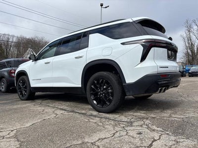 2024 Chevrolet Traverse FWD LT