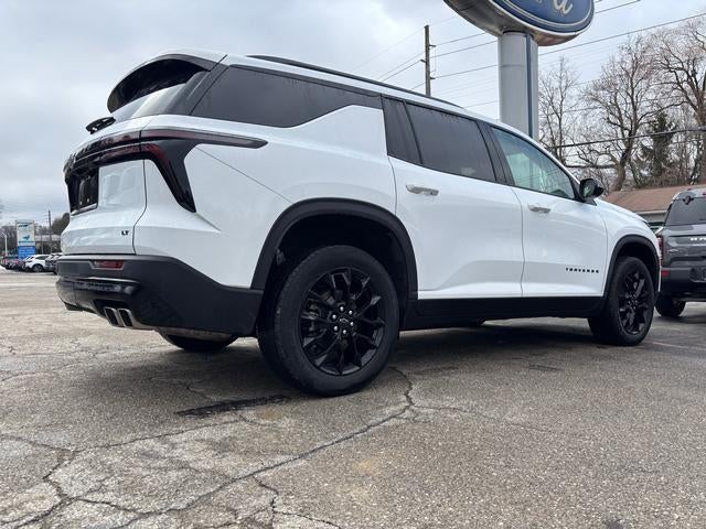 2024 Chevrolet Traverse FWD LT