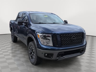 2017 Nissan Titan PRO-4X