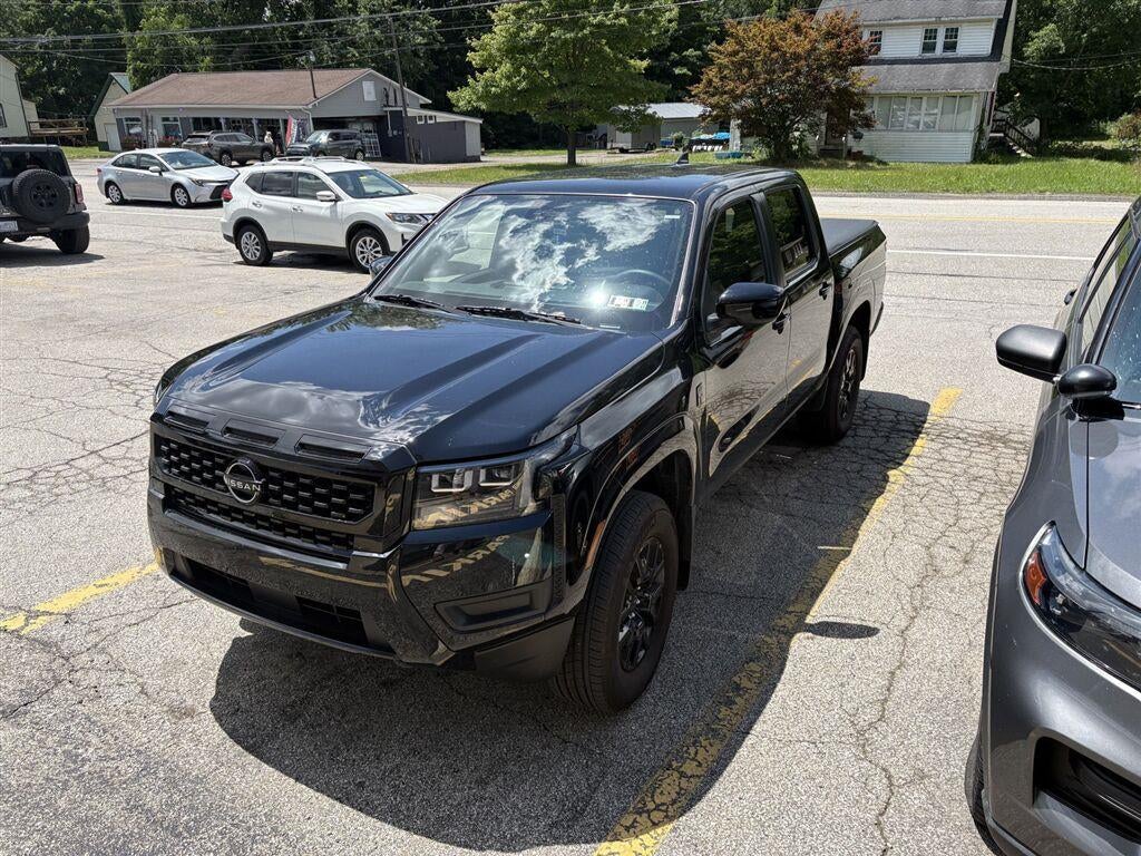 2026 Nissan Frontier Base