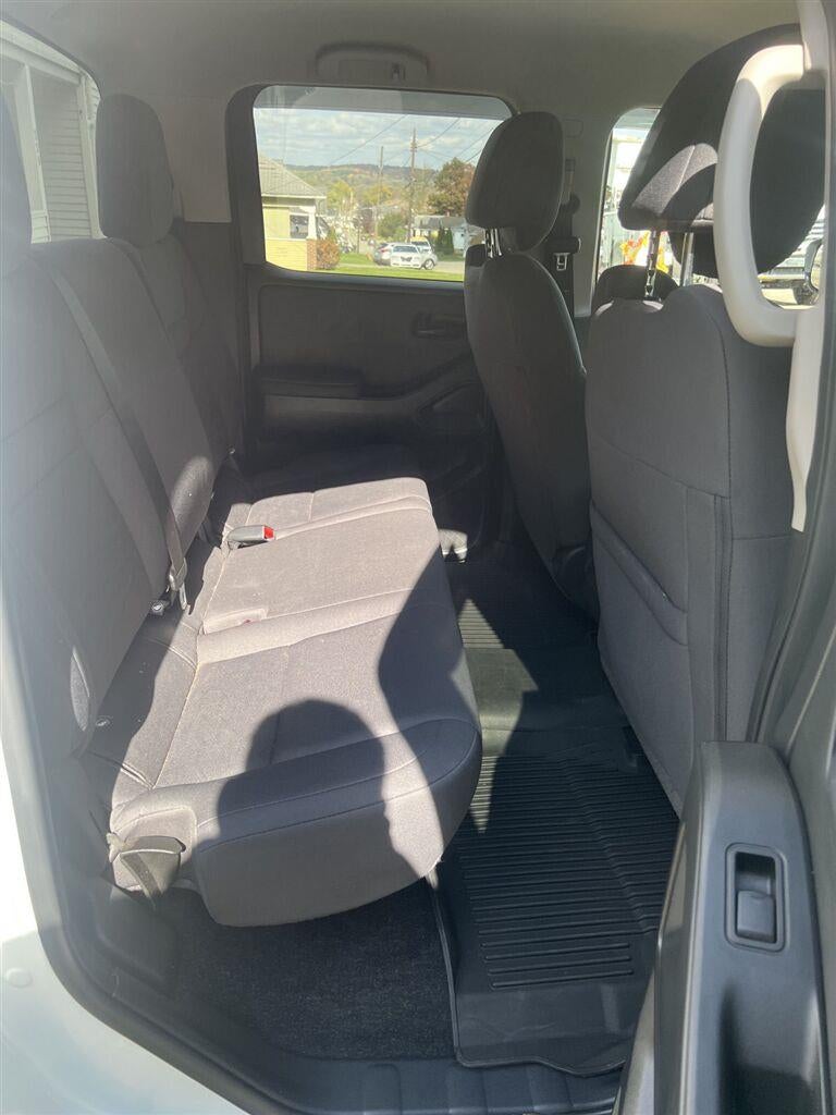 2024 Nissan FRONTIER S Base