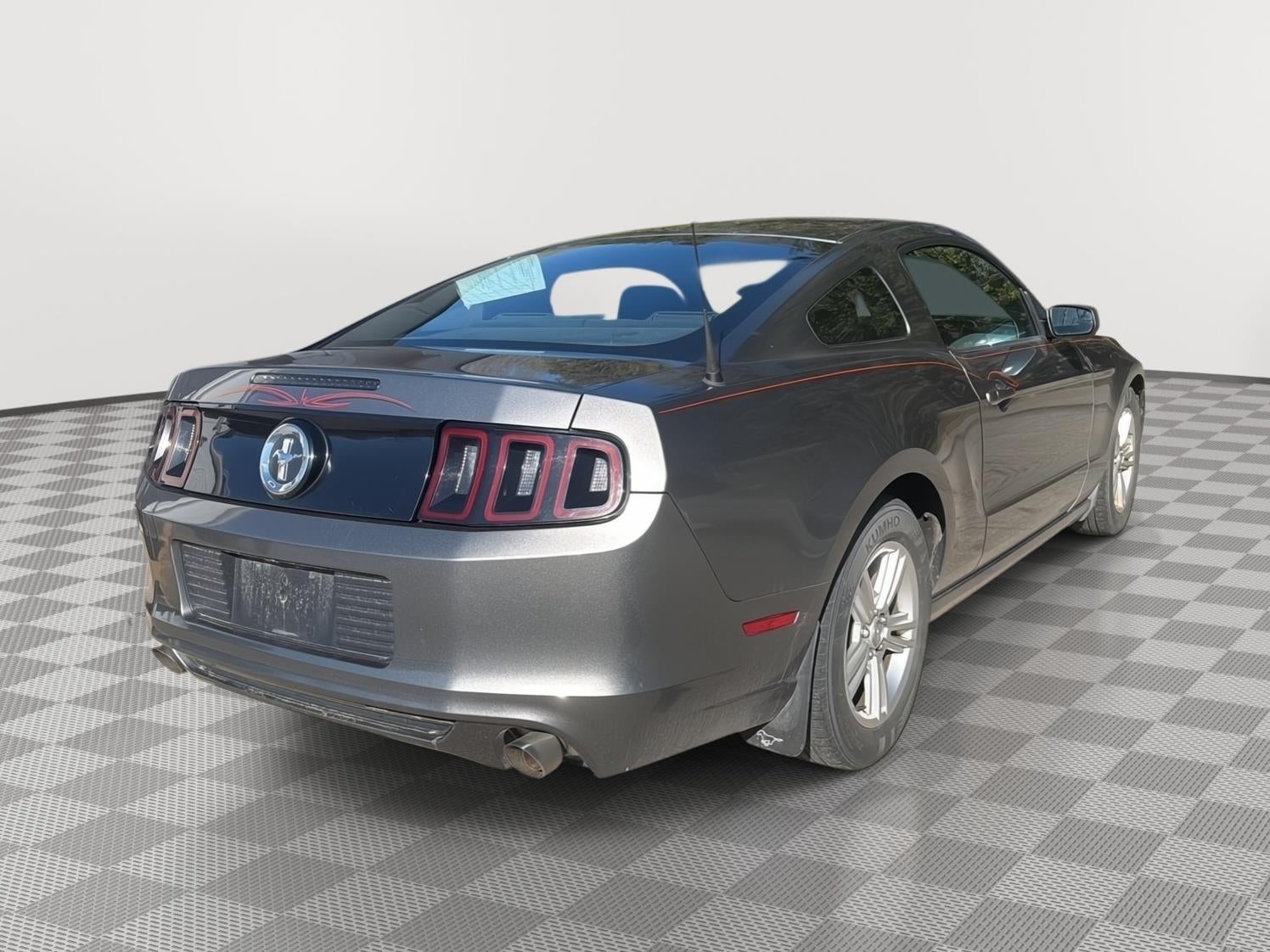 2014 Ford Mustang V6