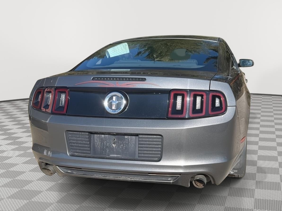 2014 Ford Mustang V6