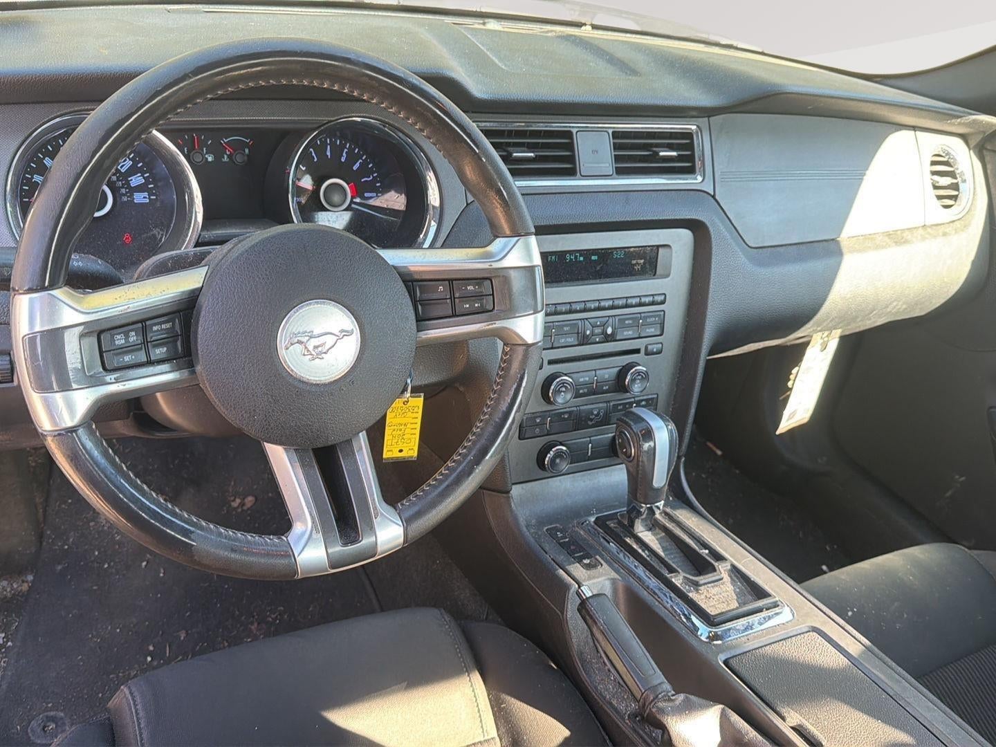 2014 Ford Mustang V6