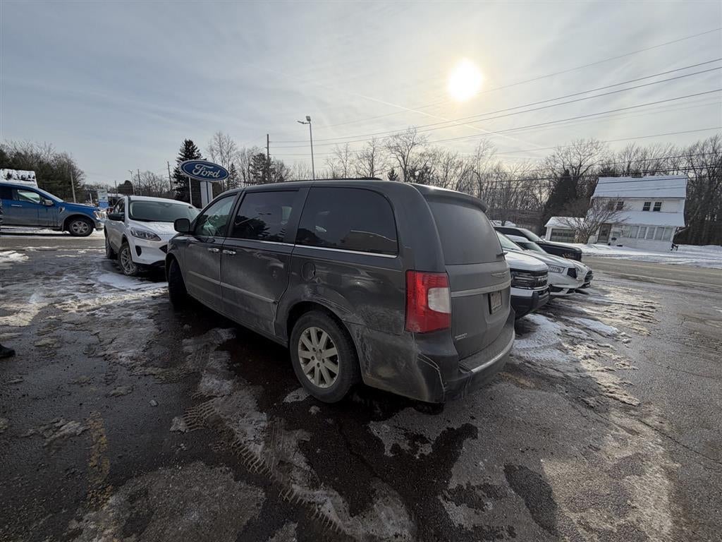 2015 Chrysler Town & Country Touring