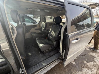 2015 Chrysler Town & Country Touring