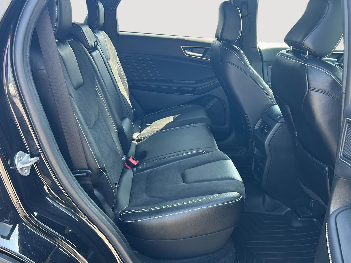 2022 Ford Edge ST