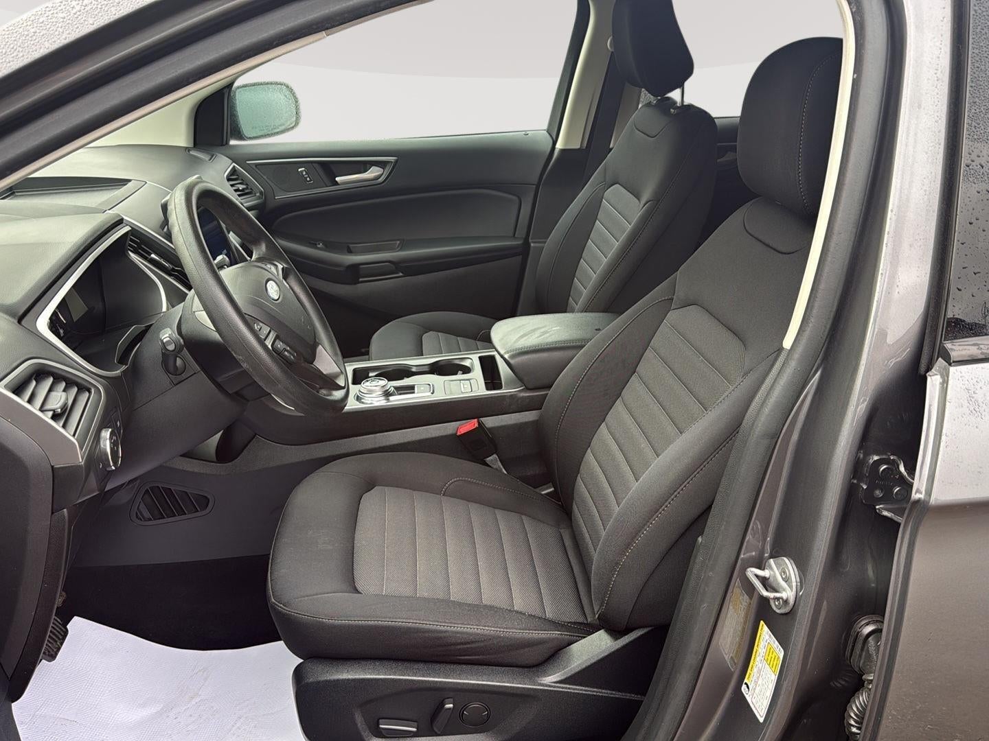 2021 Ford Edge SE