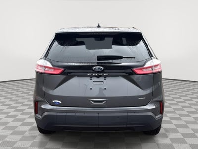 2021 Ford Edge SE