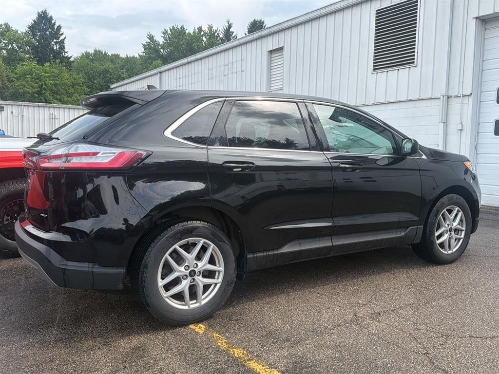 2023 Ford EDGE SEL Base