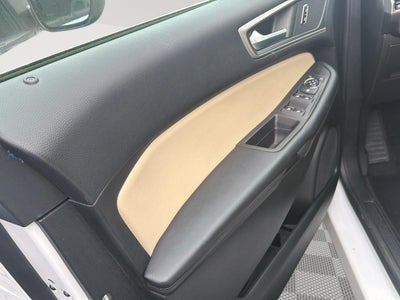 2022 Ford EDGE SEL Base