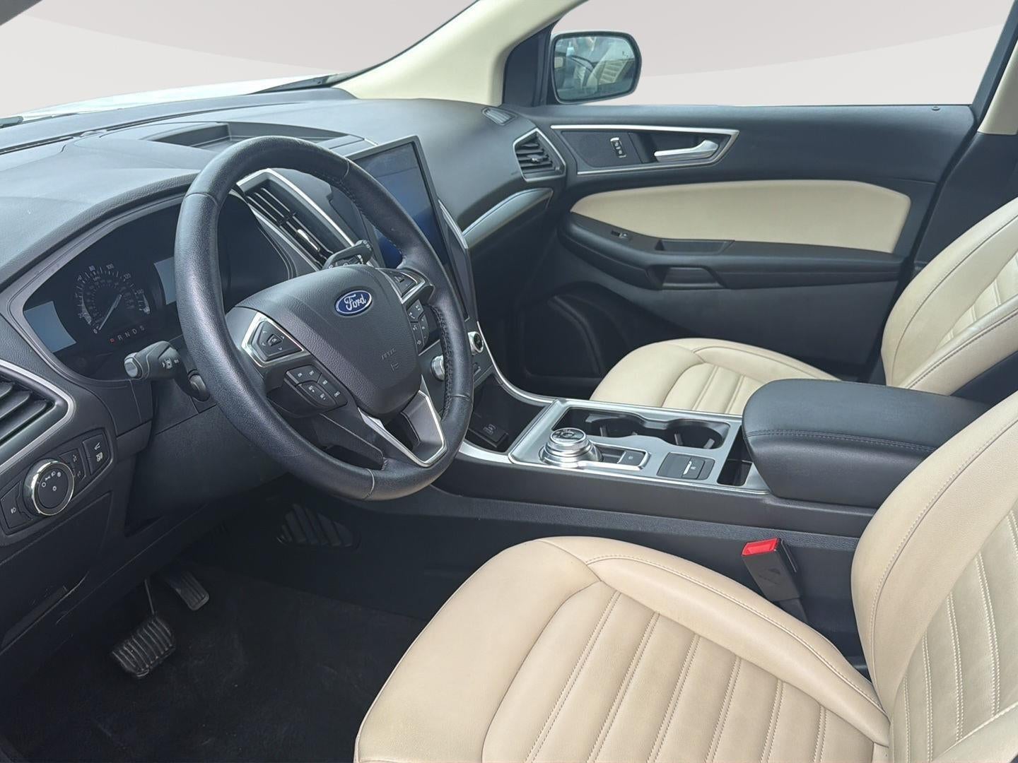 2022 Ford EDGE SEL Base