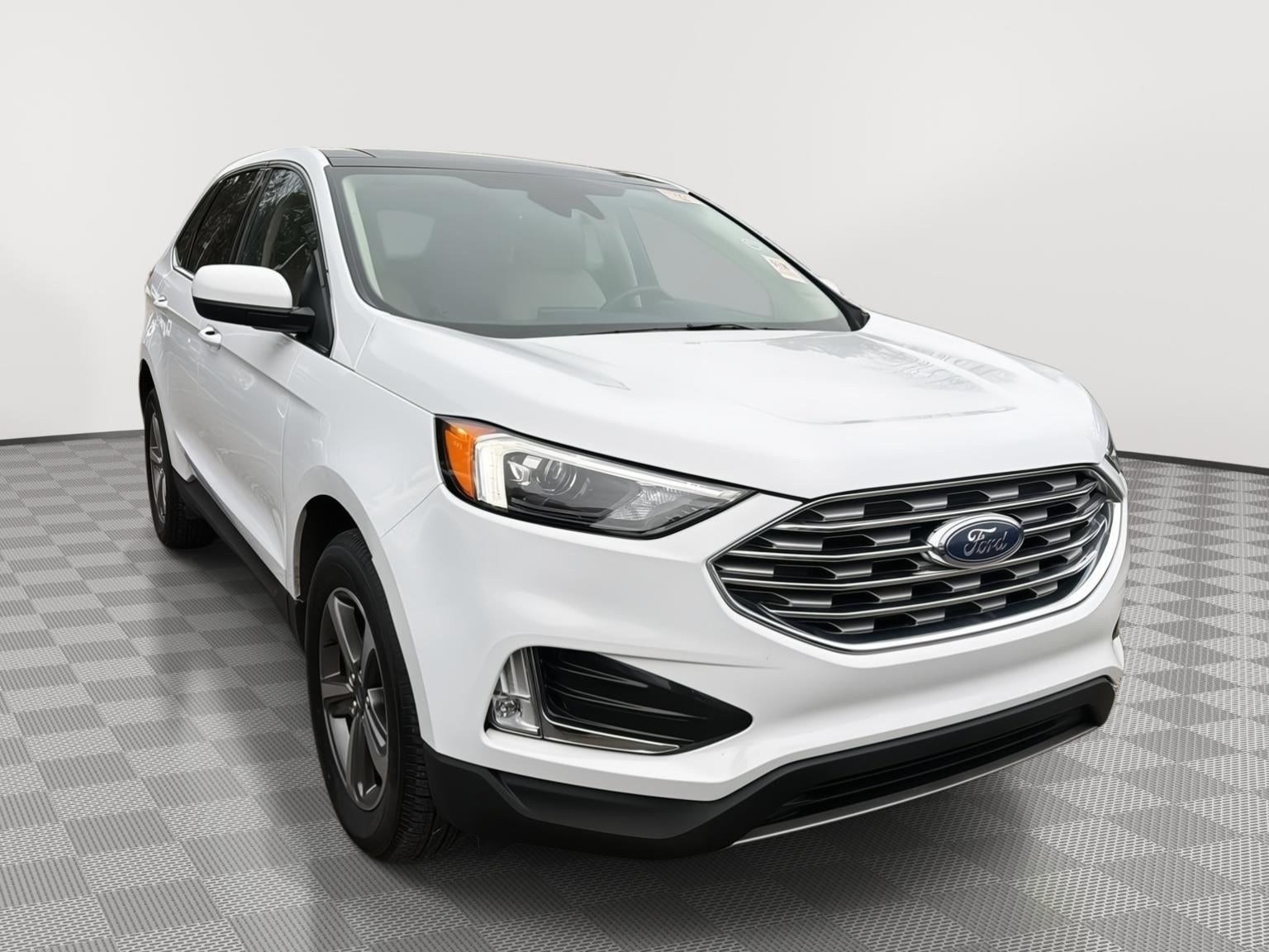 2022 Ford EDGE SEL Base