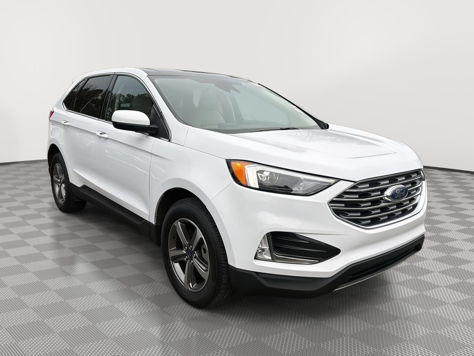 2022 Ford EDGE SEL Base