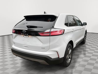 2022 Ford EDGE SEL Base