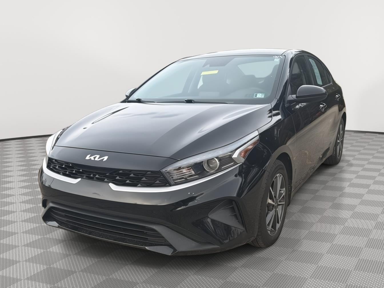 Used 2023 Kia Forte LXS with VIN 3KPF24AD6PE562628 for sale in Meadville, PA