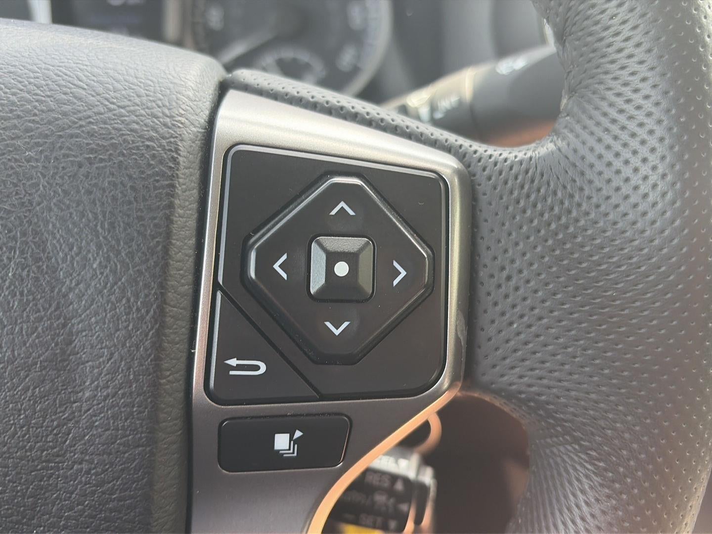 2022 Toyota Tacoma Base