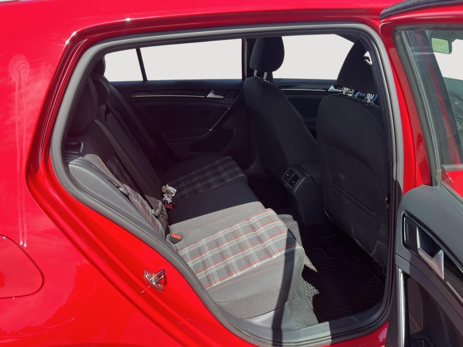 2016 Volkswagen Golf Gti S