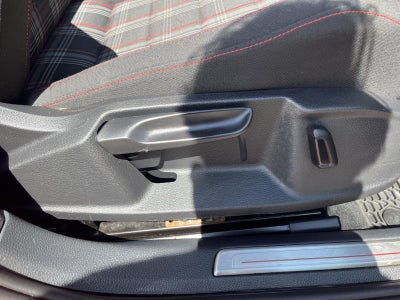 2016 Volkswagen Golf Gti S