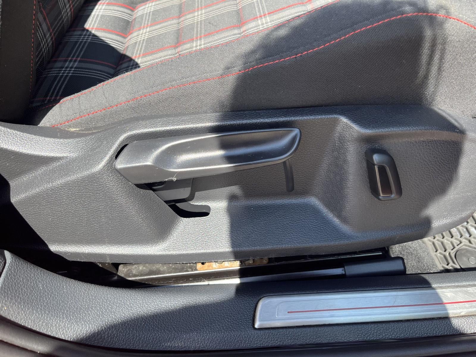 2016 Volkswagen Golf Gti S