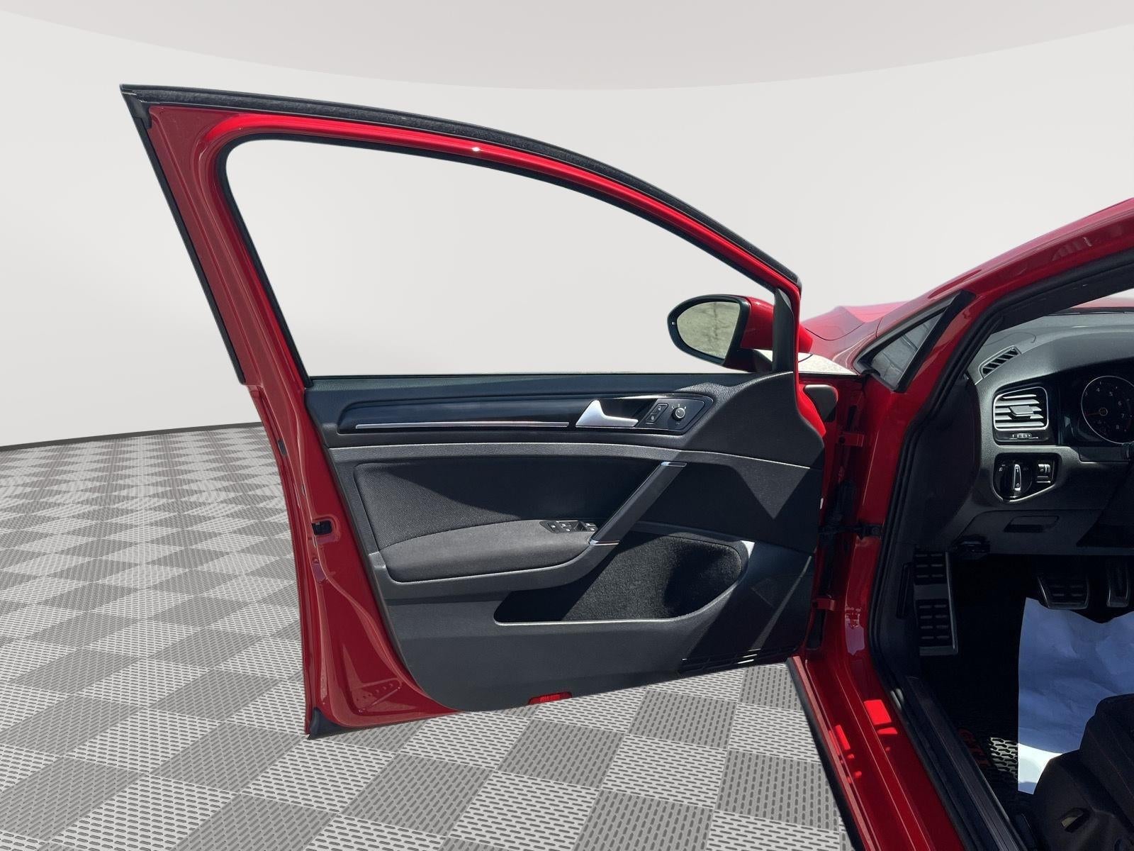2016 Volkswagen Golf Gti S
