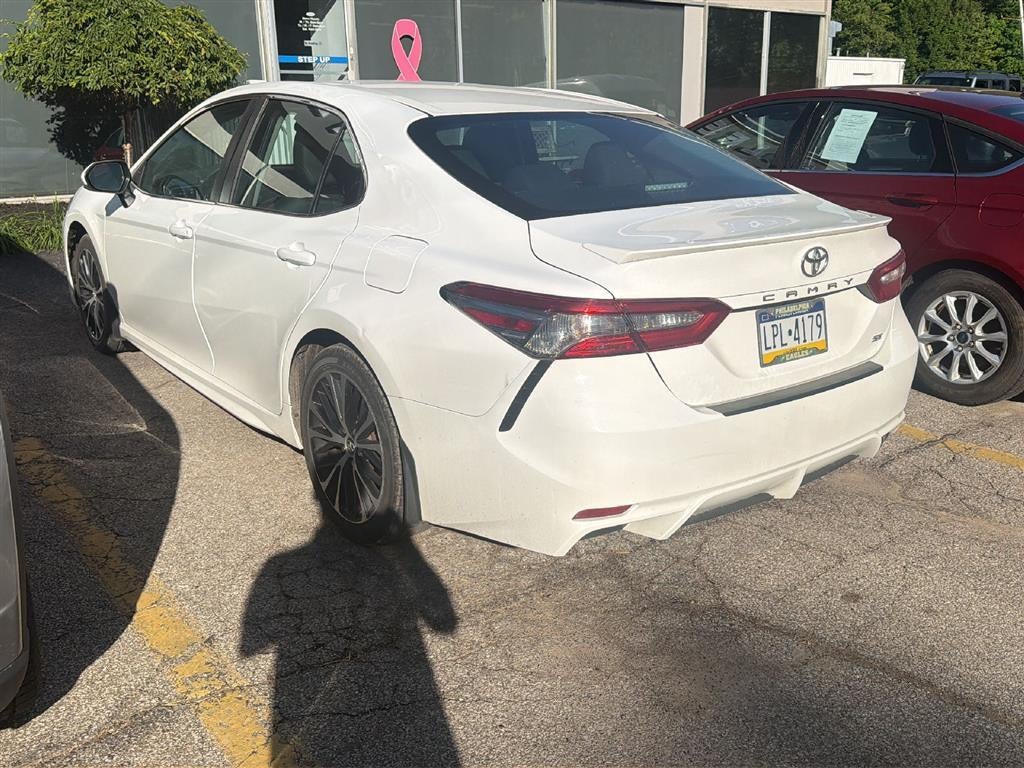 2018 Toyota Camry SE