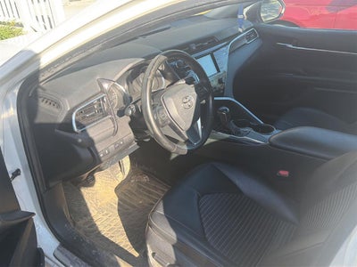 2018 Toyota Camry SE