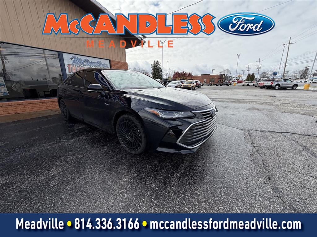 2019 Toyota Avalon Hybrid Limited