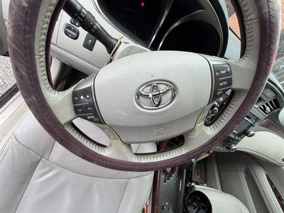 2012 Toyota Avalon Base