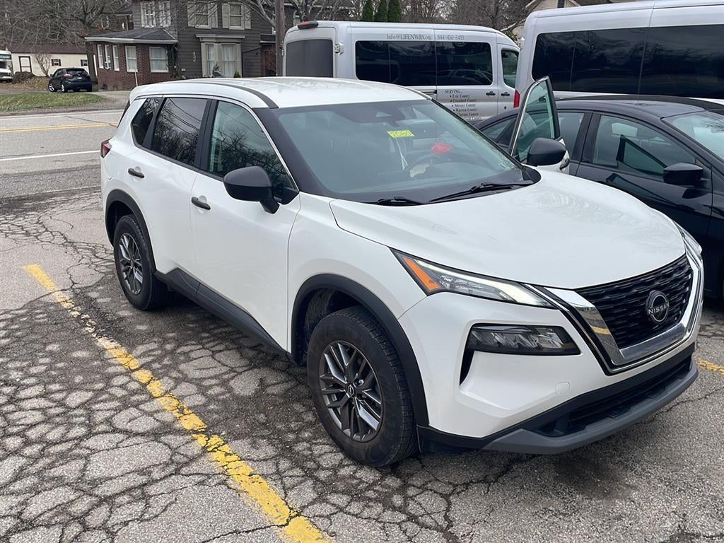 2023 Nissan ROGUE S Base