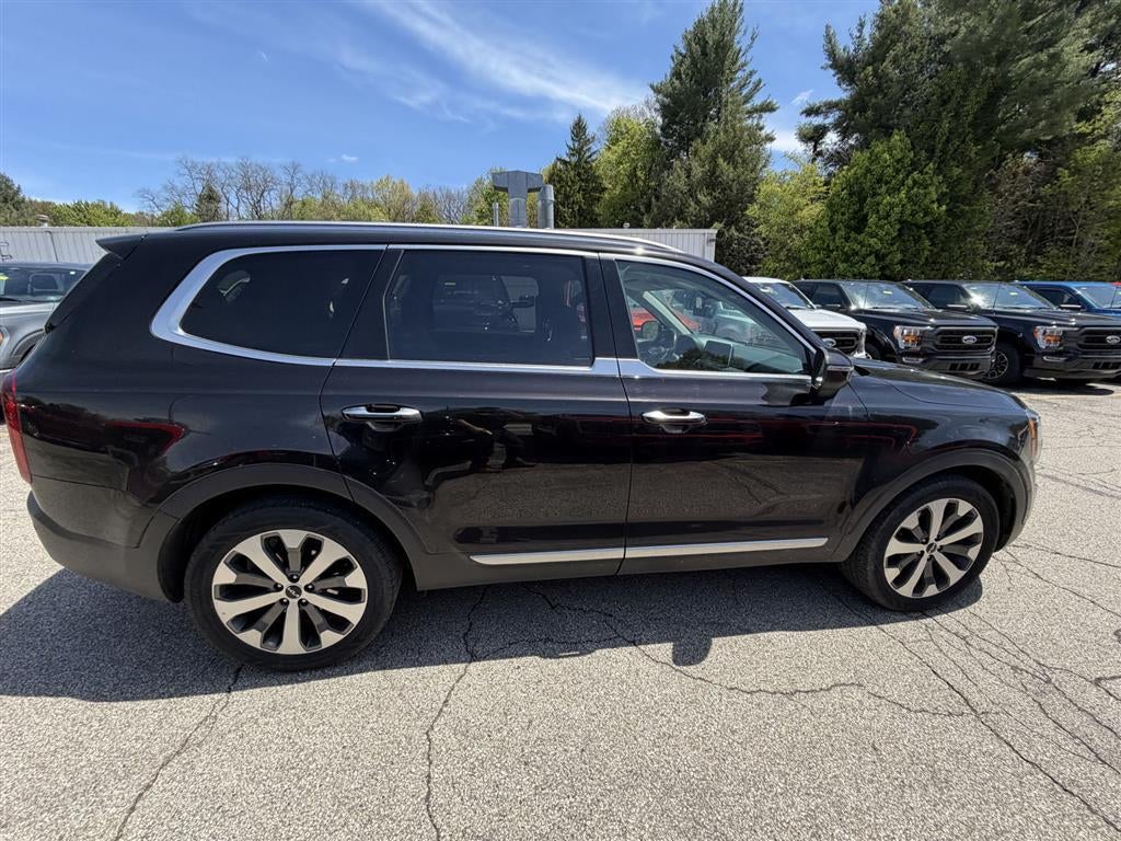 2022 Kia Telluride S