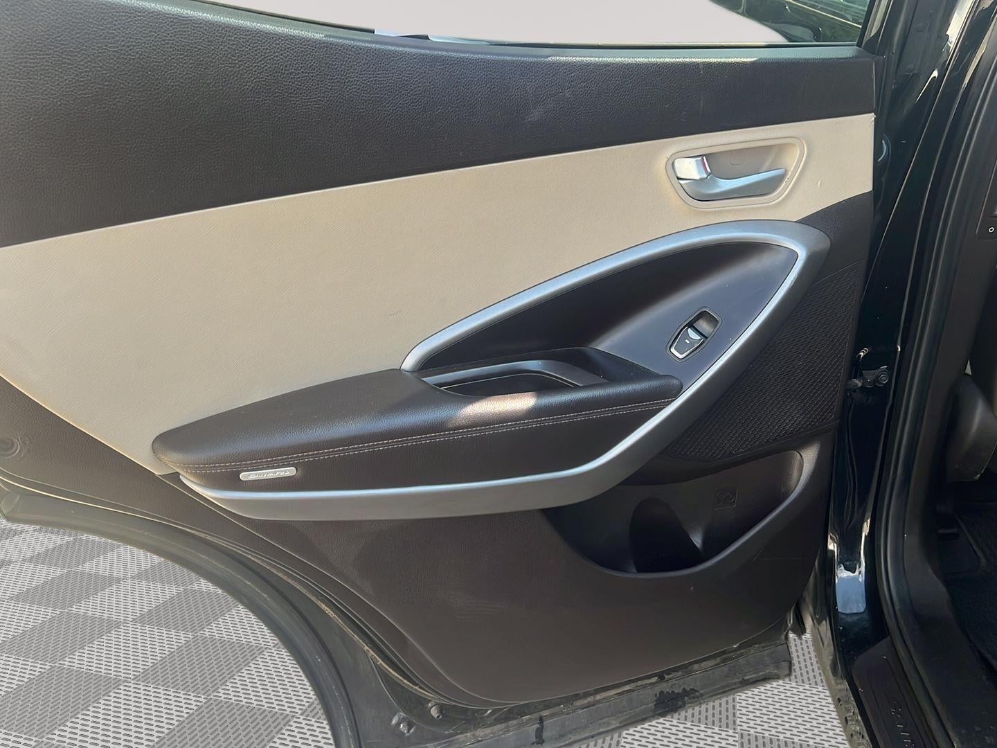 2016 Hyundai Santa Fe Sport Base