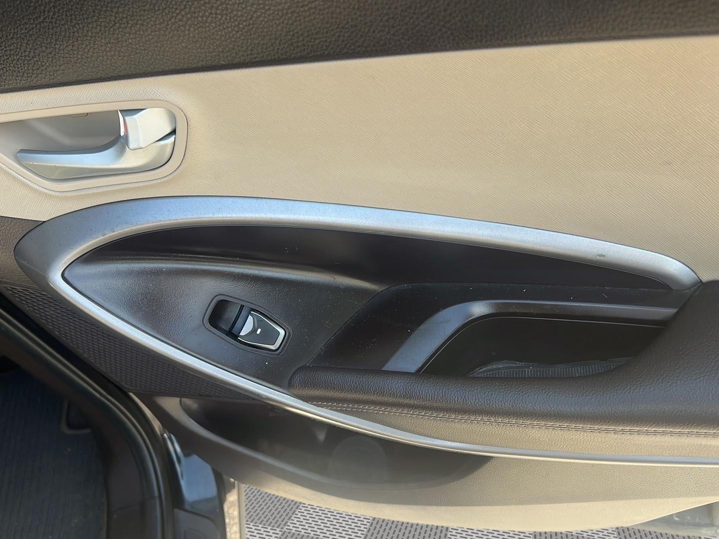 2016 Hyundai Santa Fe Sport Base
